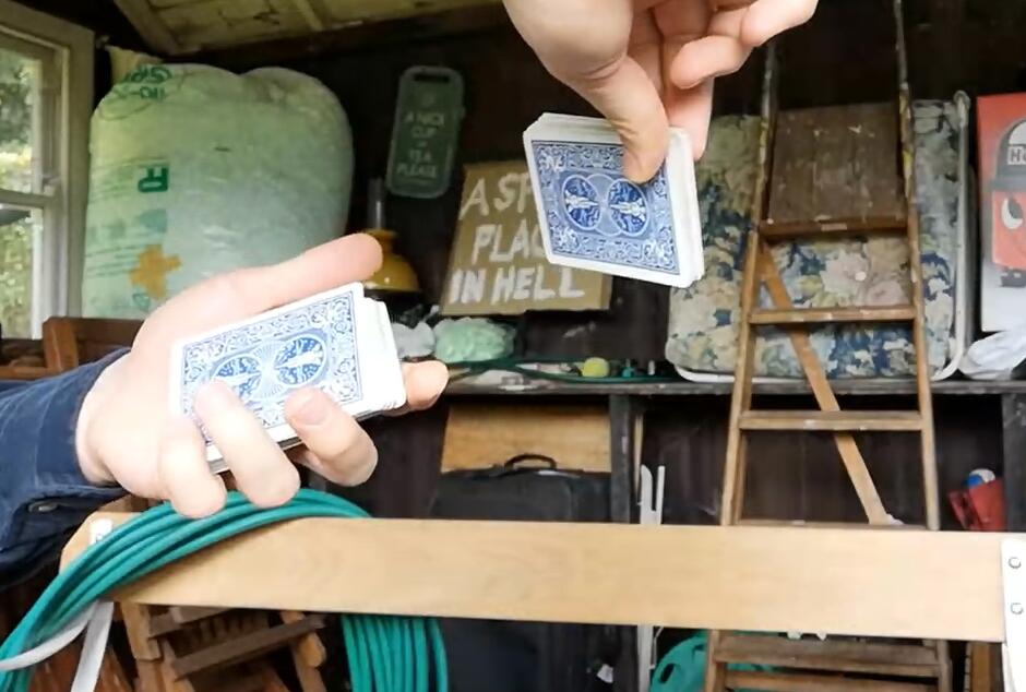 Ollie Mealing - Page Turner Force