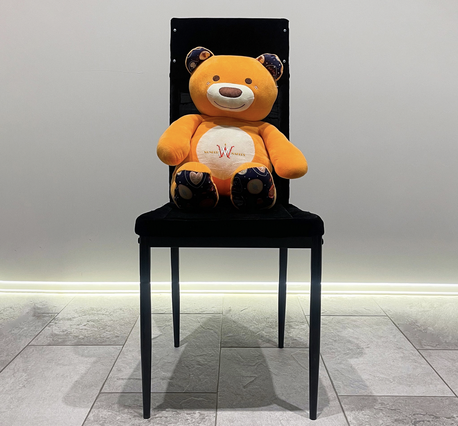 THE BEST CHAIR FOR APPEARANCE by Wonder Makers (Mp4 Video Download)